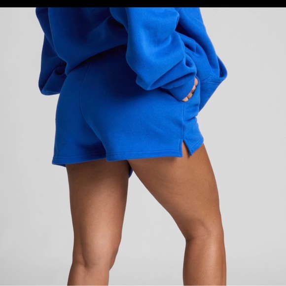 Comfrt NWT Minimalist Shorts in Cobalt Blue - Picture 4 of 7